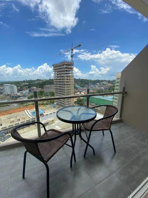 Nagoya Thamrin Apartment High Floor With View Luaran gambar