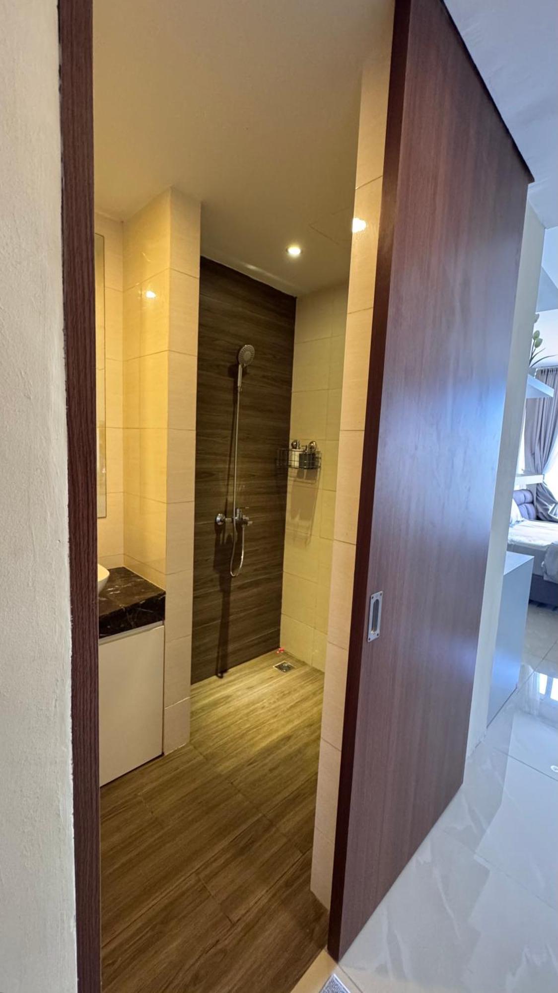 Nagoya Thamrin Apartment High Floor With View Luaran gambar