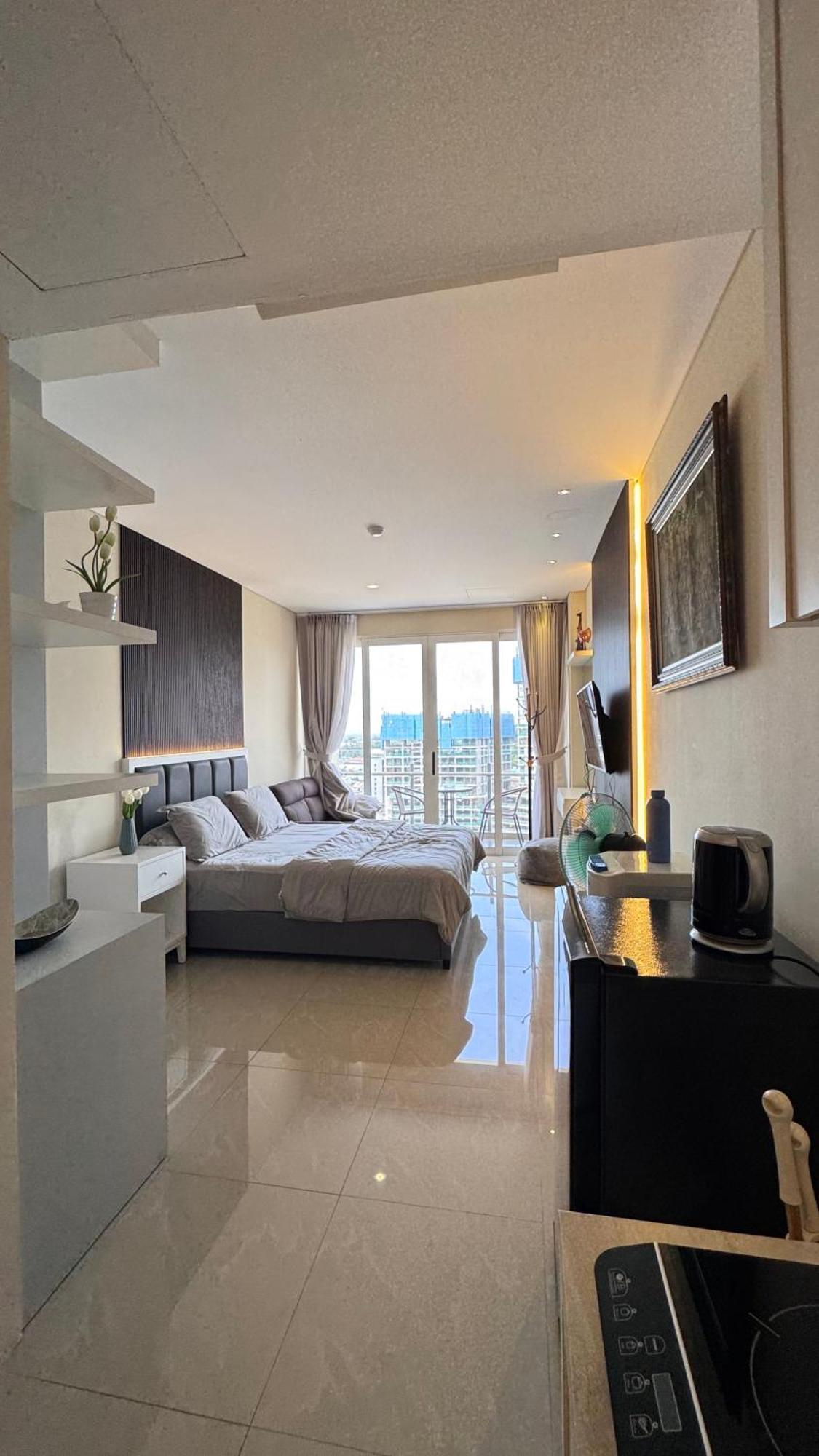 Nagoya Thamrin Apartment High Floor With View Luaran gambar