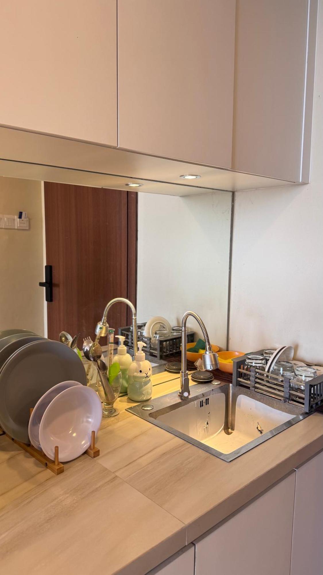 Nagoya Thamrin Apartment High Floor With View Luaran gambar