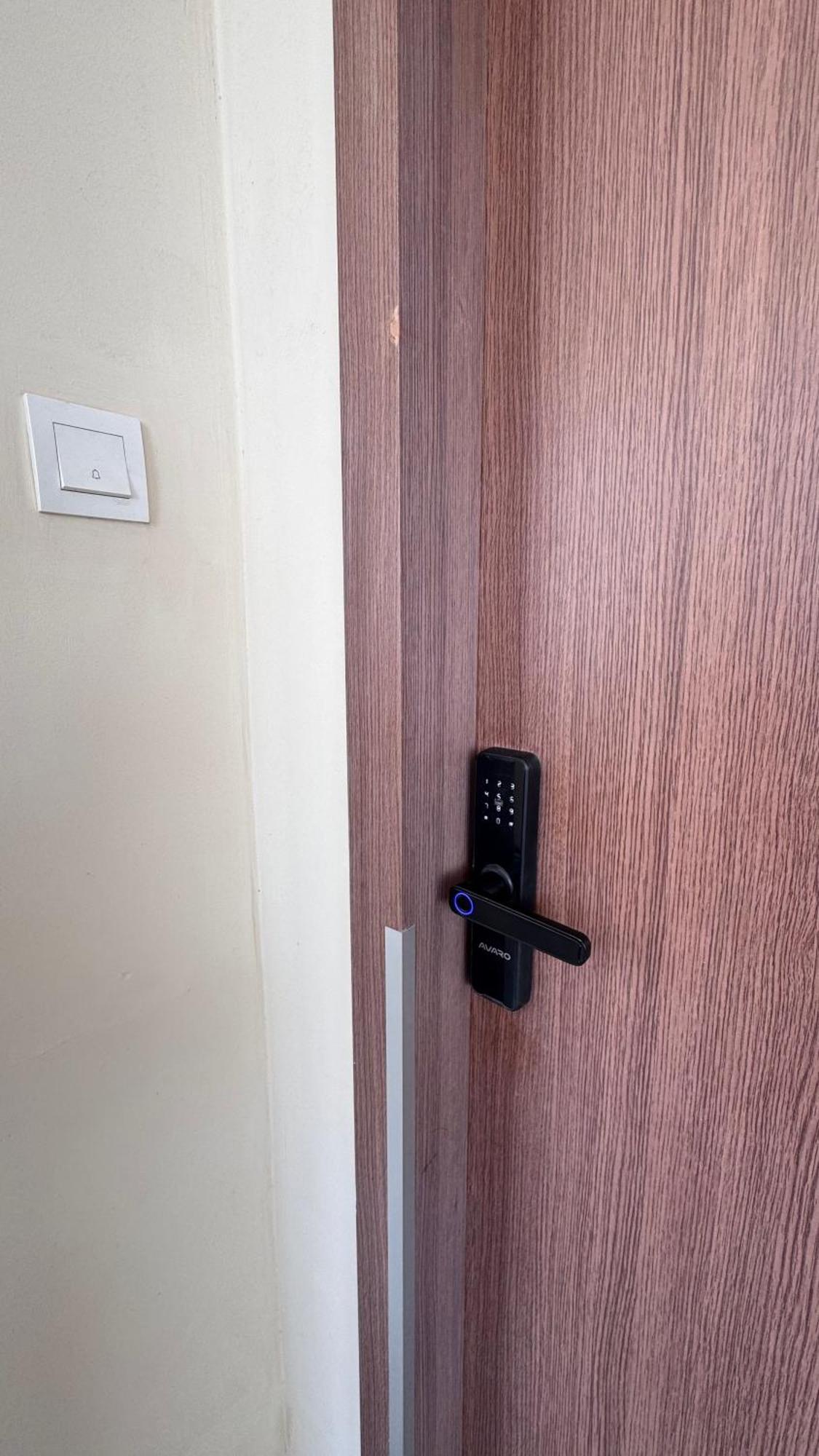 Nagoya Thamrin Apartment High Floor With View Luaran gambar